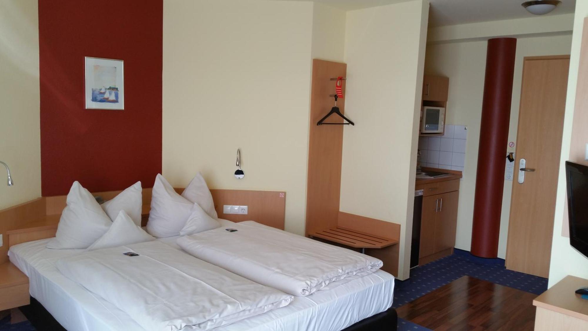 Hotel Ifen Wiesloch Extérieur photo