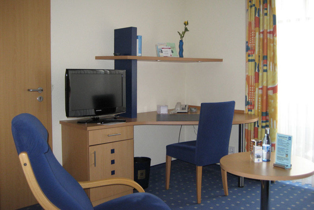 Hotel Ifen Wiesloch Extérieur photo