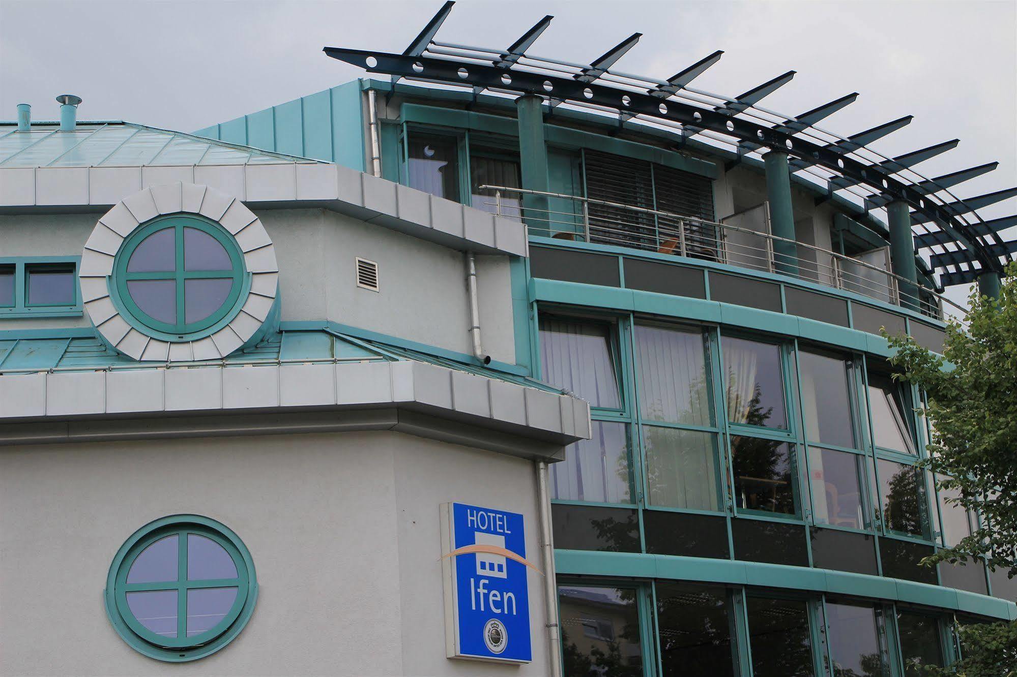 Hotel Ifen Wiesloch Extérieur photo