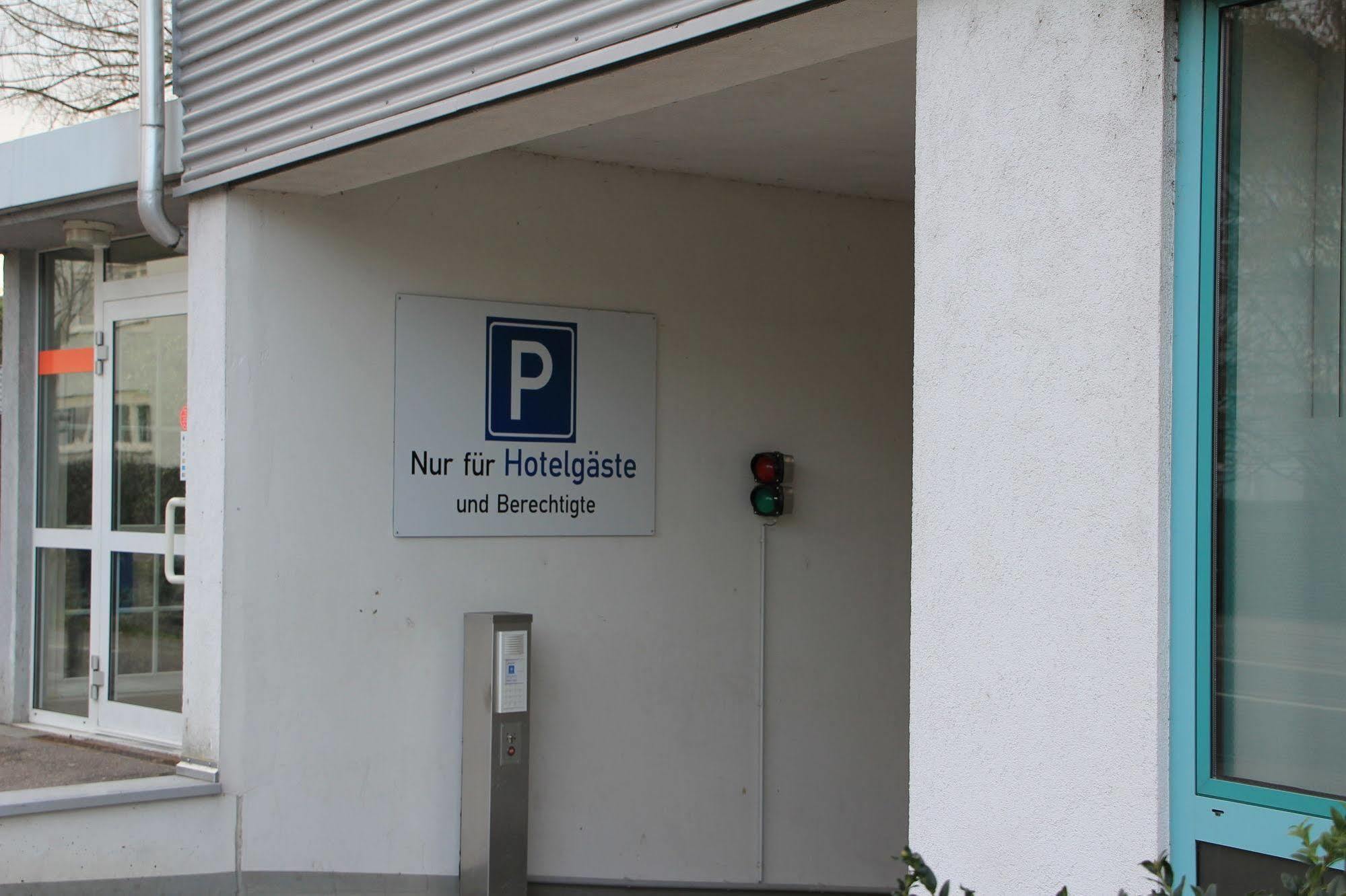 Hotel Ifen Wiesloch Extérieur photo